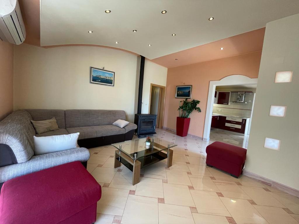 Apartment Edita Plano Trogir Buitenkant foto